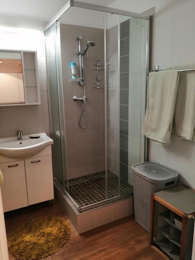 Slavik Apartment Дунайска-Стреда Экстерьер фото