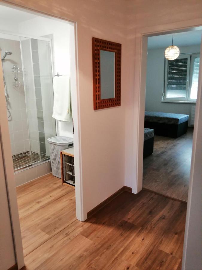 Slavik Apartment Дунайска-Стреда Экстерьер фото