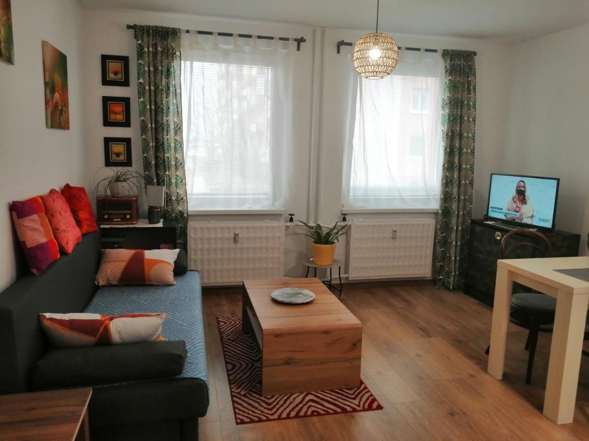Slavik Apartment Дунайска-Стреда Экстерьер фото