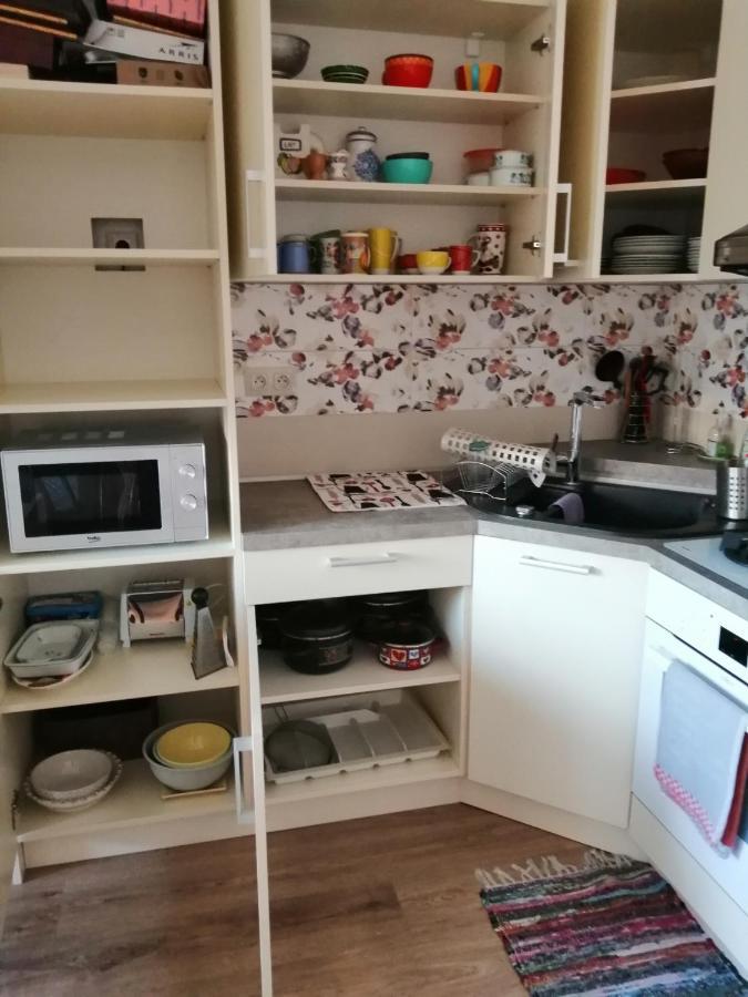 Slavik Apartment Дунайска-Стреда Экстерьер фото